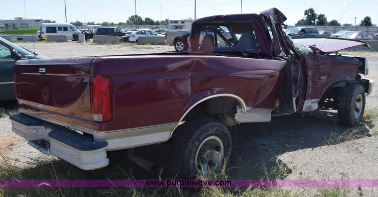 image for item L5883 1996 Ford F150 pickup truck
