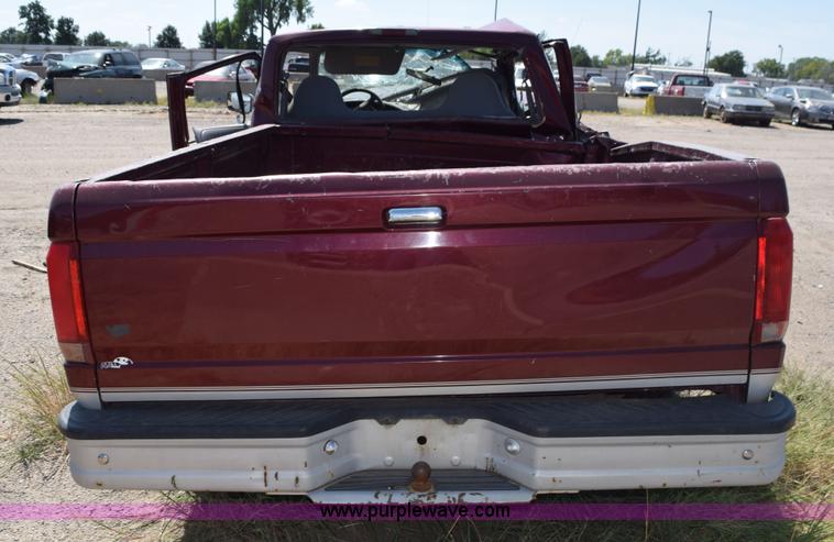 image for item L5883 1996 Ford F150 pickup truck