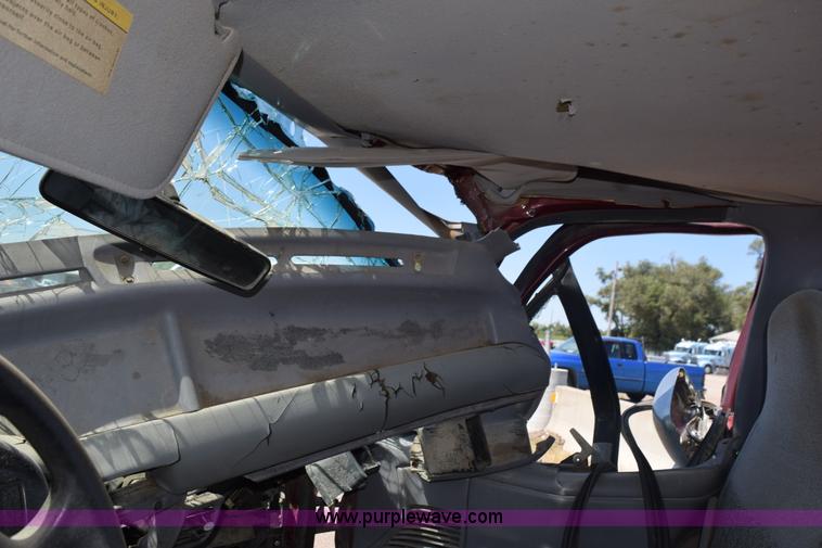 image for item L5883 1996 Ford F150 pickup truck