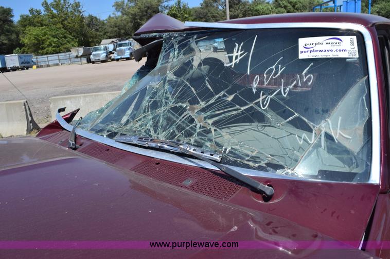 image for item L5883 1996 Ford F150 pickup truck