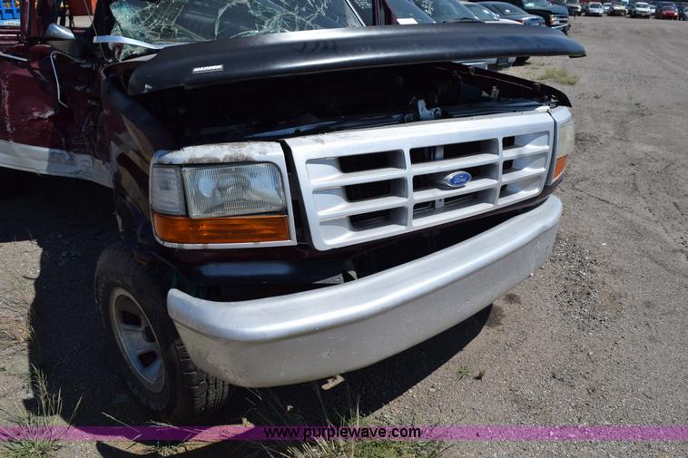 image for item L5883 1996 Ford F150 pickup truck