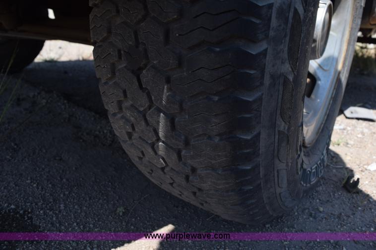 image for item L5883 1996 Ford F150 pickup truck