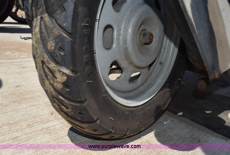 image for item L5884 2013 Jonway moped