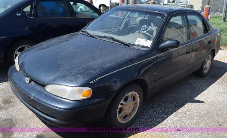 image for item L5886 1999 Chevrolet Prizm