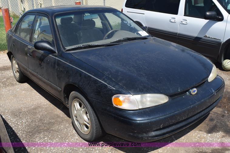 image for item L5886 1999 Chevrolet Prizm