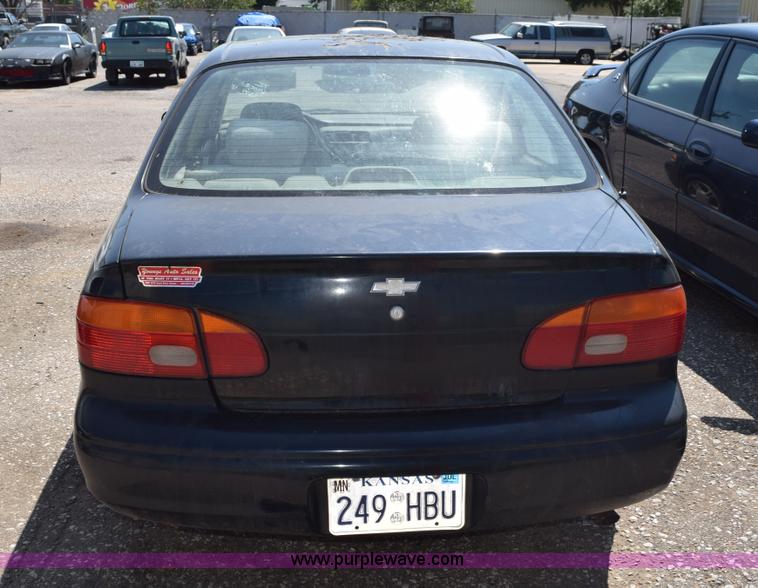 image for item L5886 1999 Chevrolet Prizm