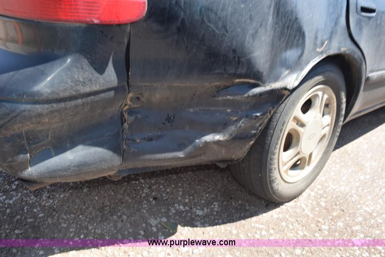 image for item L5886 1999 Chevrolet Prizm