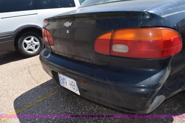 image for item L5886 1999 Chevrolet Prizm