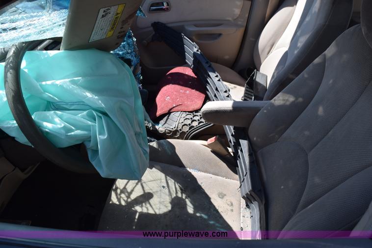 image for item L5887 2006 Kia Rio