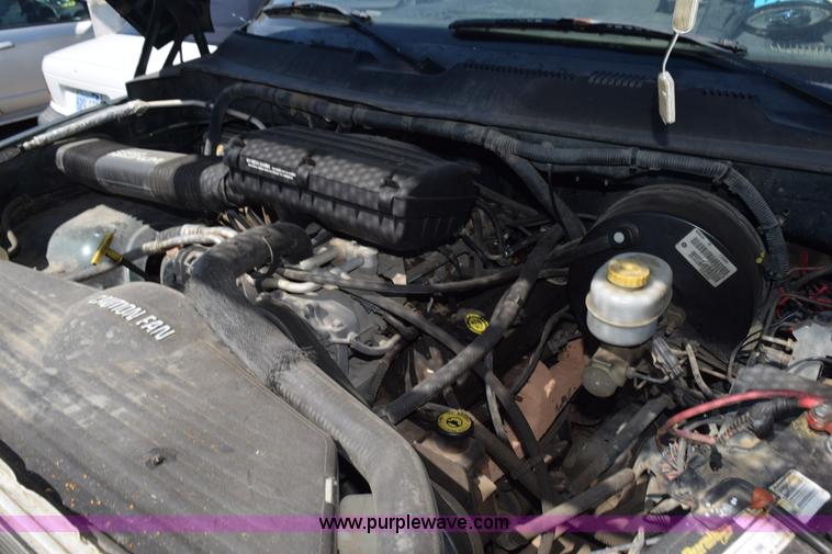 image for item L5888 1999 Dodge Ram 1500 pickup truck