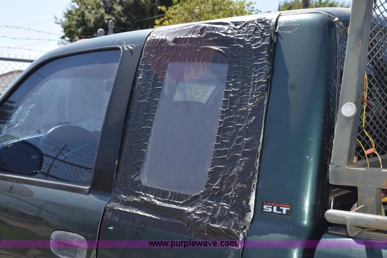 image for item L5888 1999 Dodge Ram 1500 pickup truck