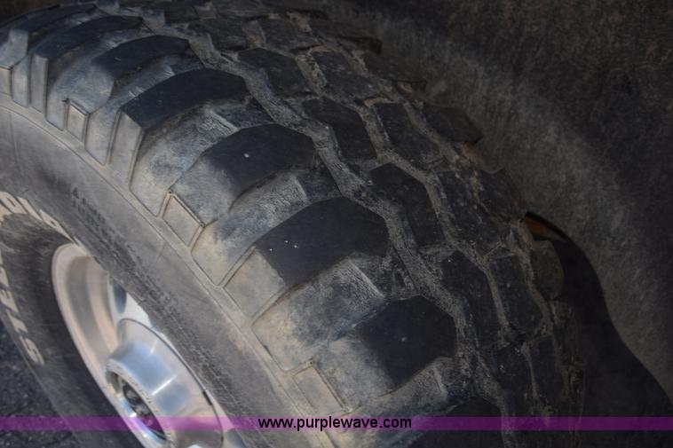 image for item L5888 1999 Dodge Ram 1500 pickup truck