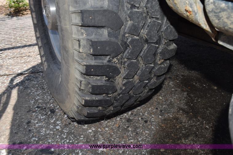 image for item L5888 1999 Dodge Ram 1500 pickup truck