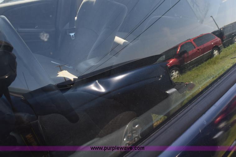 image for item L5891 2001 Dodge Neon