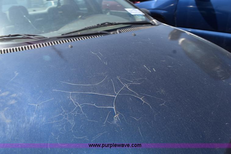 image for item L5891 2001 Dodge Neon