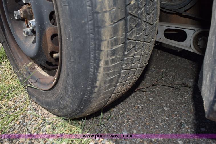 image for item L5891 2001 Dodge Neon