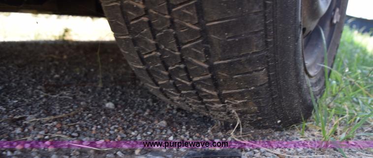 image for item L5891 2001 Dodge Neon