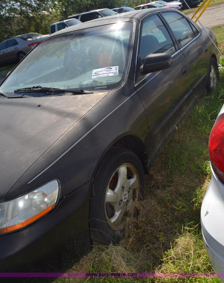 image for item L5892 1998 Honda Accord EX