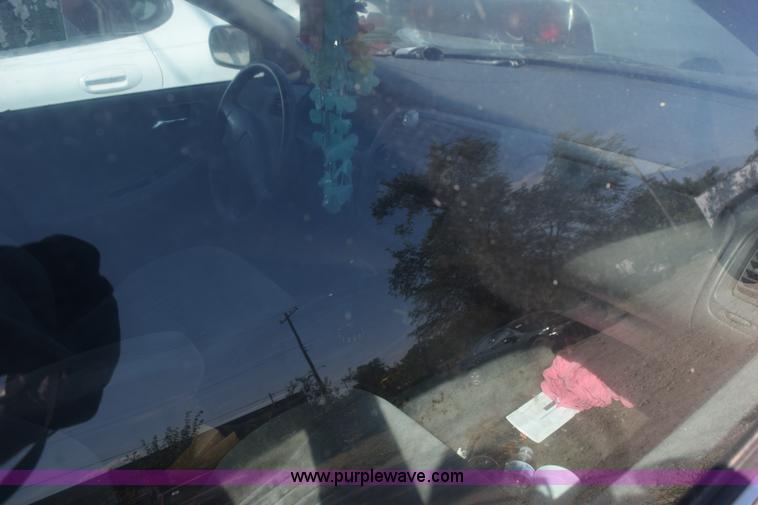 image for item L5892 1998 Honda Accord EX