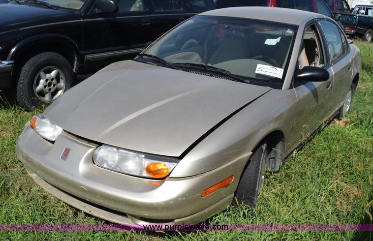 image for item L5893 2002 Saturn SL SL1