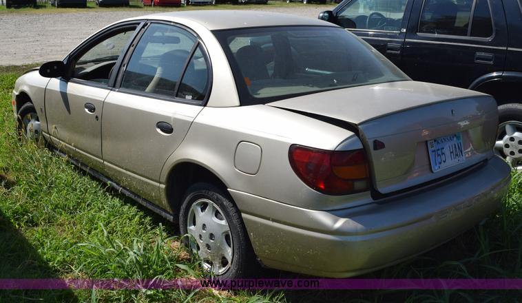 image for item L5893 2002 Saturn SL SL1