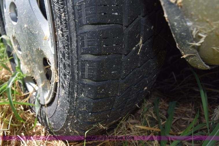 image for item L5893 2002 Saturn SL SL1