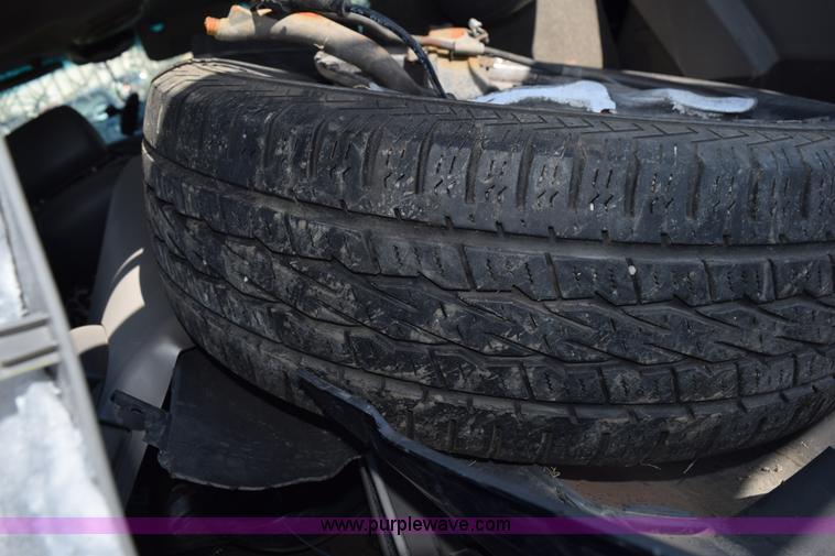 image for item L5895 2002 Chevrolet Trailblazer LS SUV