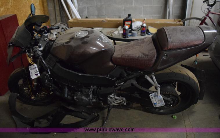 image for item L5897 2002 Honda CBR900RR motorcycle