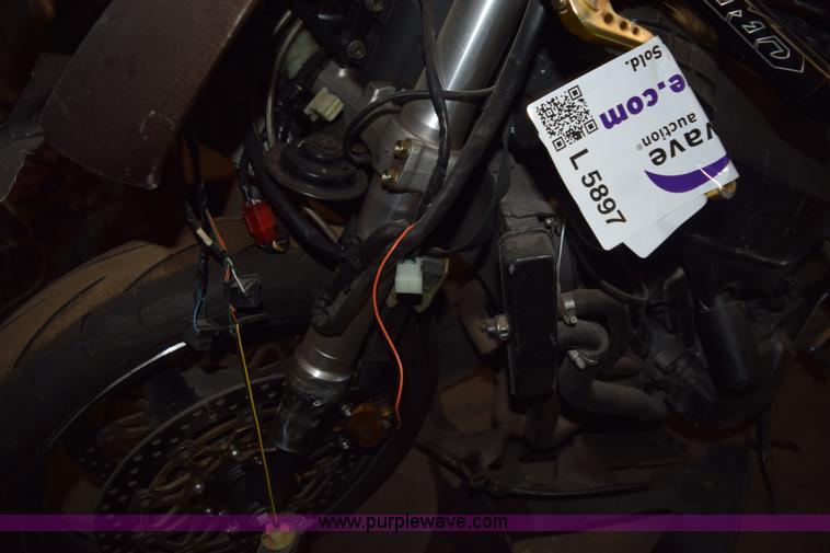 image for item L5897 2002 Honda CBR900RR motorcycle