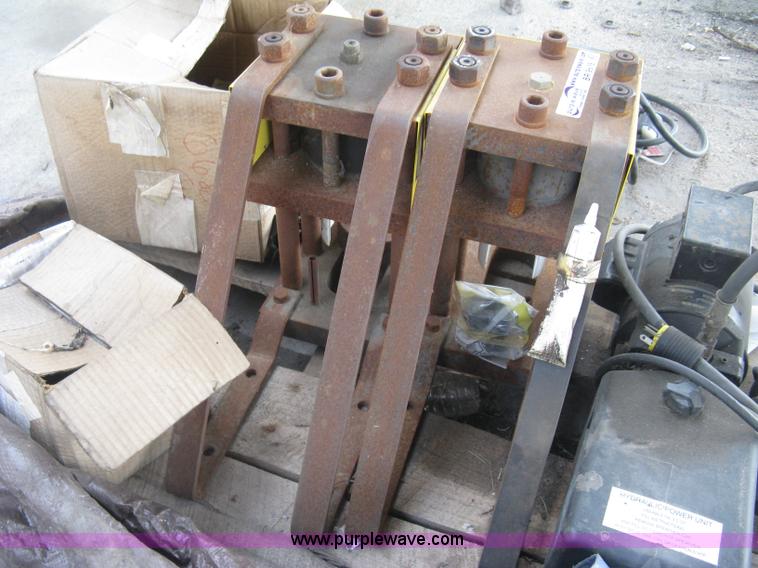 image for item BR9545 Assorted items