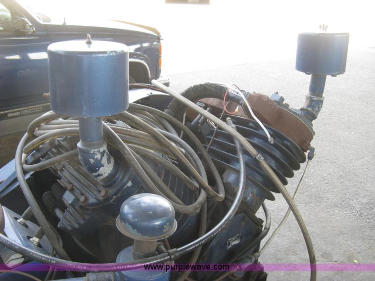 image for item BR9546 Kellogg American air compressor