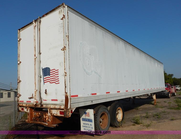 image for item J8143 1984 Trailmobile dry van trailer