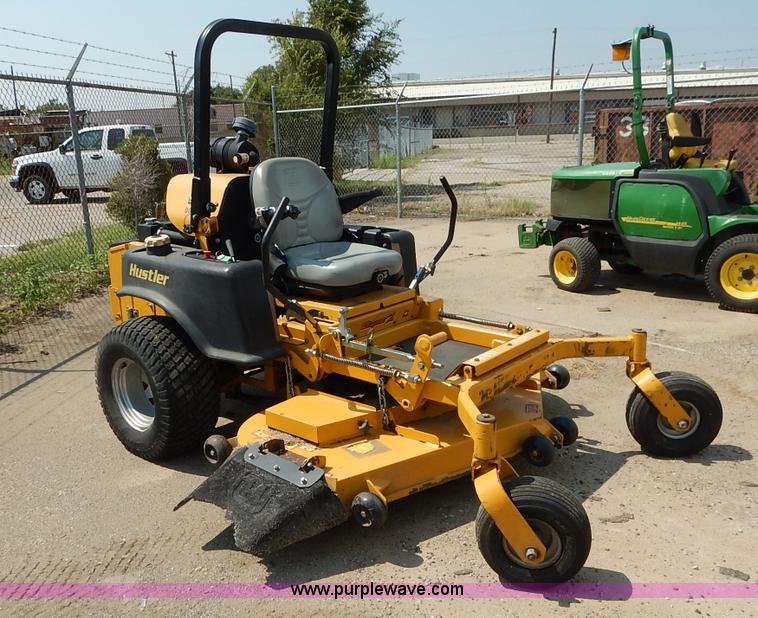 image for item J8147 2006 Excel Hustler Super Z ZTR lawn mower