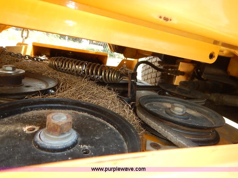 image for item J8147 2006 Excel Hustler Super Z ZTR lawn mower