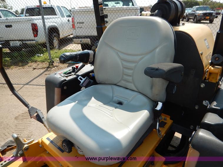 image for item J8147 2006 Excel Hustler Super Z ZTR lawn mower