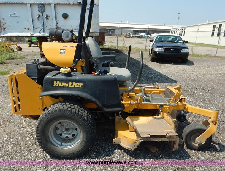 image for item J8148 2006 Excel Hustler Super Z ZTR lawn mower
