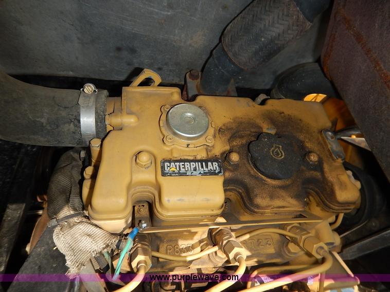 image for item J8148 2006 Excel Hustler Super Z ZTR lawn mower