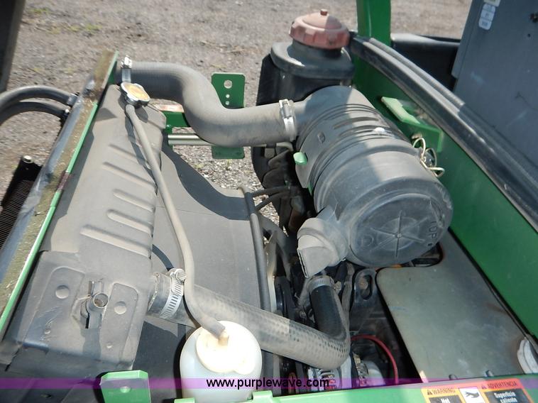 image for item J8149 John Deere 135 Series II ZTR lawn mower