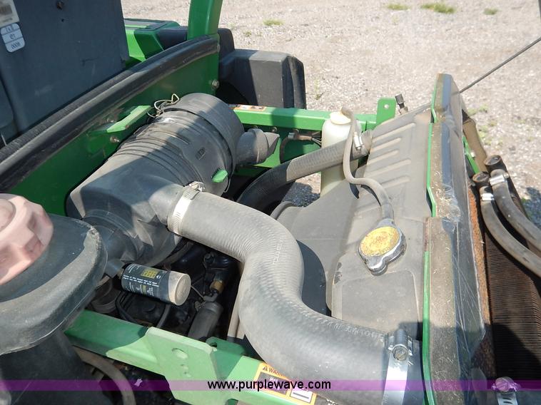image for item J8149 John Deere 135 Series II ZTR lawn mower