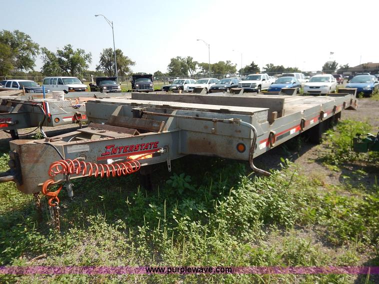 image for item J8151 2002 Interstate 20DTA equipment trailer