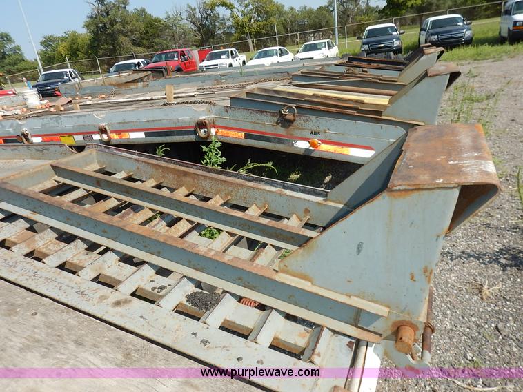 image for item J8151 2002 Interstate 20DTA equipment trailer