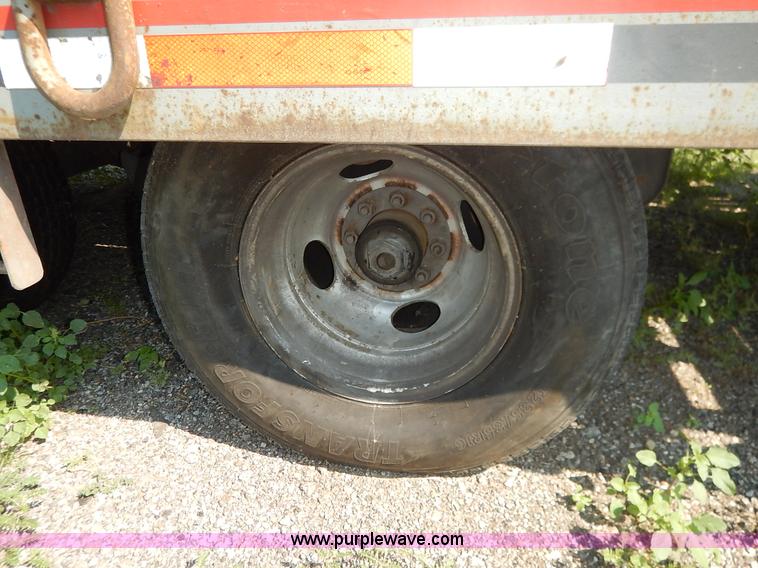 image for item J8151 2002 Interstate 20DTA equipment trailer