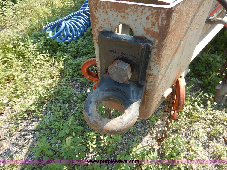 image for item J8151 2002 Interstate 20DTA equipment trailer