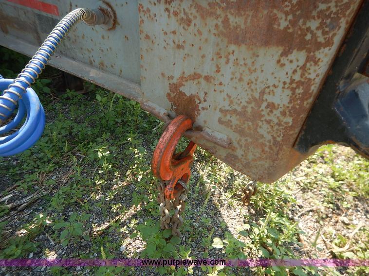 image for item J8151 2002 Interstate 20DTA equipment trailer