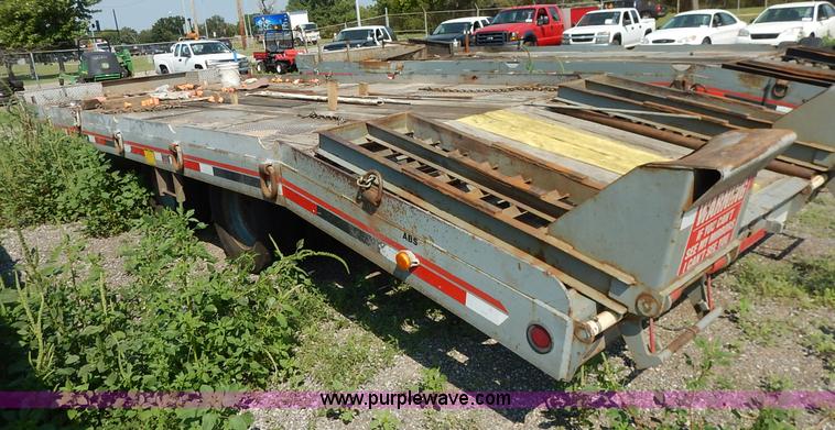 image for item J8152 2002 Interstate 20DTA equipment trailer