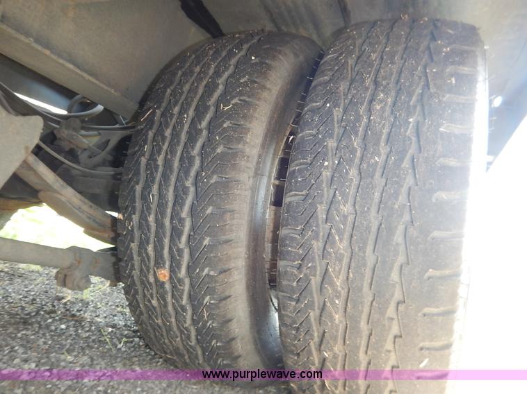 image for item J8152 2002 Interstate 20DTA equipment trailer