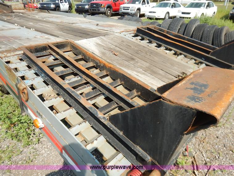 image for item J8155 2008 Interstate 20DTA equipment trailer