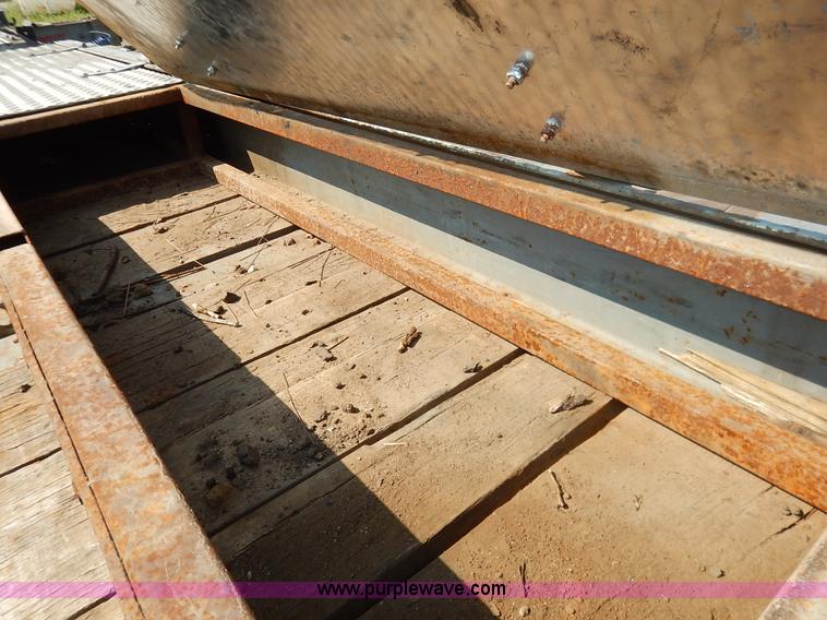 image for item J8155 2008 Interstate 20DTA equipment trailer