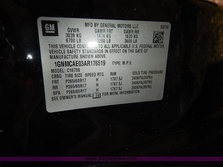 image for item J8156 2010 Chevrolet Tahoe LS SUV