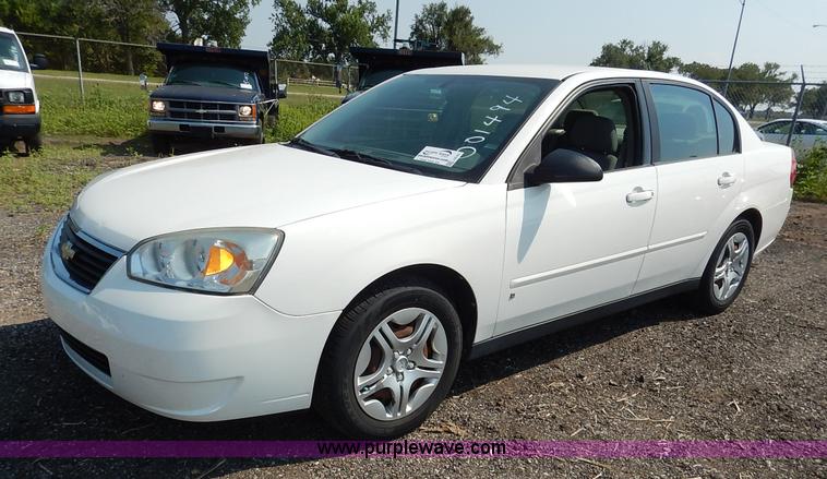 image for item J8161 2007 Chevrolet Malibu LS
